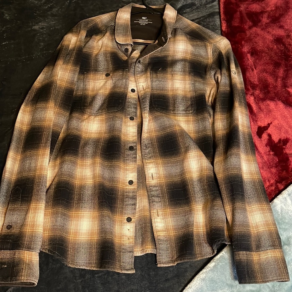 Kuhl long sleeve flannel color: dark earth